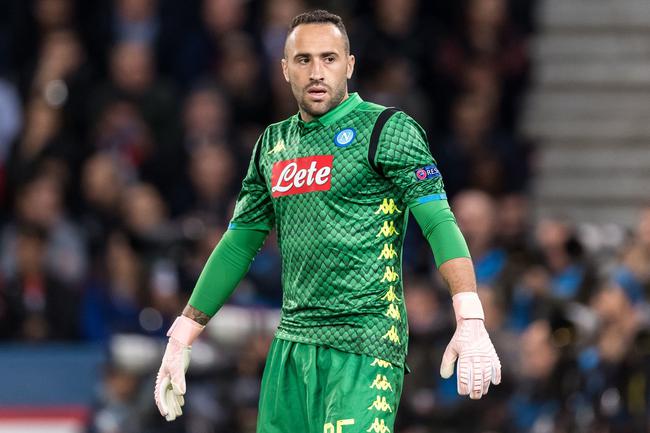 内收边后卫 内收边后卫