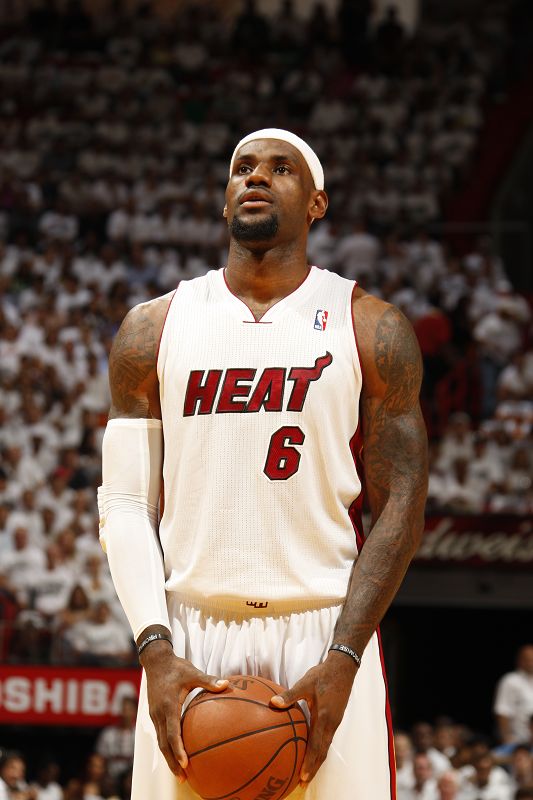 与阵容完整 与阵容完整